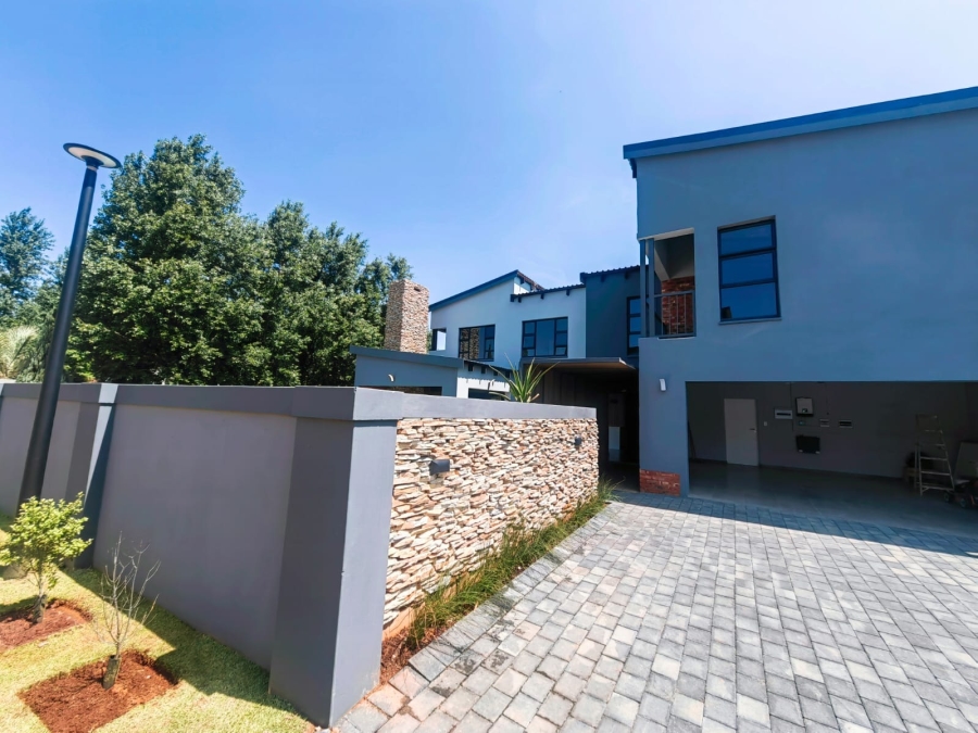3 Bedroom Property for Sale in Grimbeeck Park North West